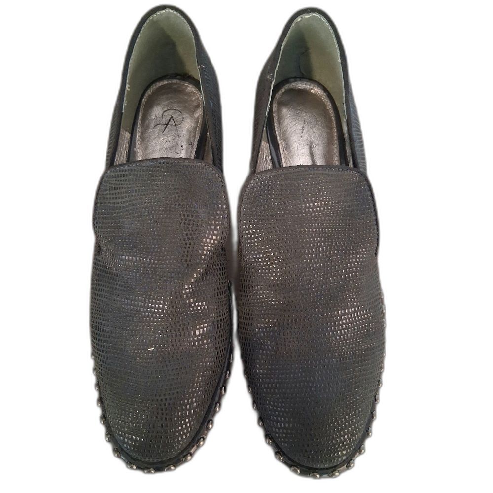 Adrianna Papell Black Leather Prince Textured Studded Slip-On Sz 6.5 Rocker Chic